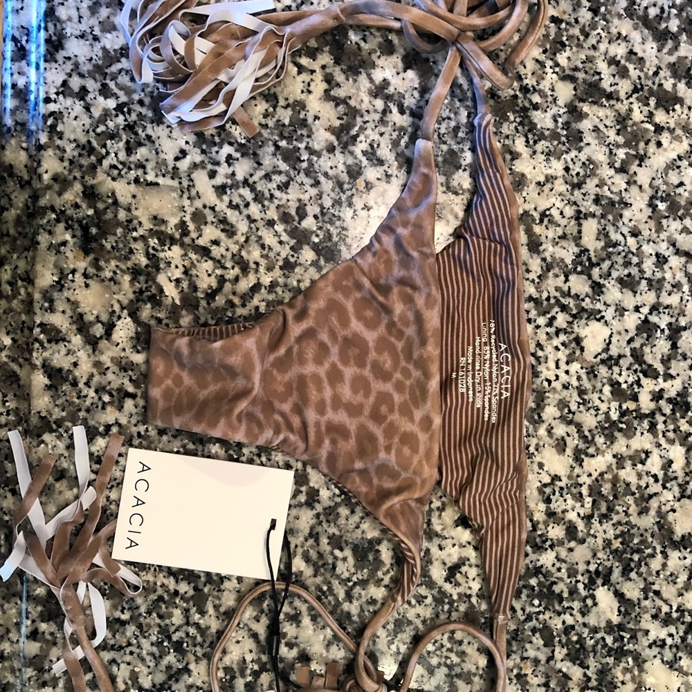 Acacia swimwear polihale bottom, size M in Sahara